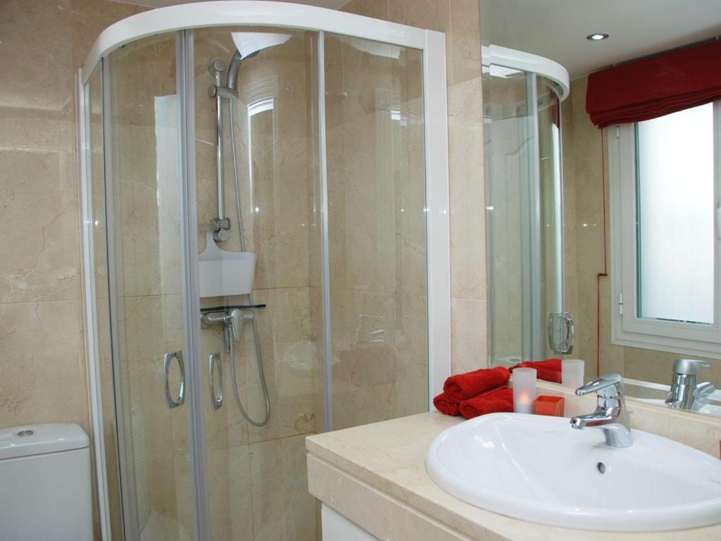 D12 Espectacular Y Moderno Apartamento En Primera Linea - Estepona - Sinfonia Del Mar מראה חיצוני תמונה